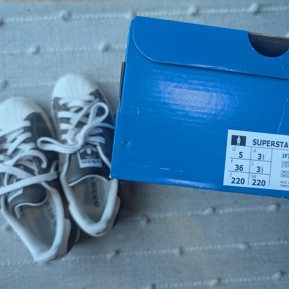 Adidas Kids Brown and White Sneakers - Picture 6 of 6